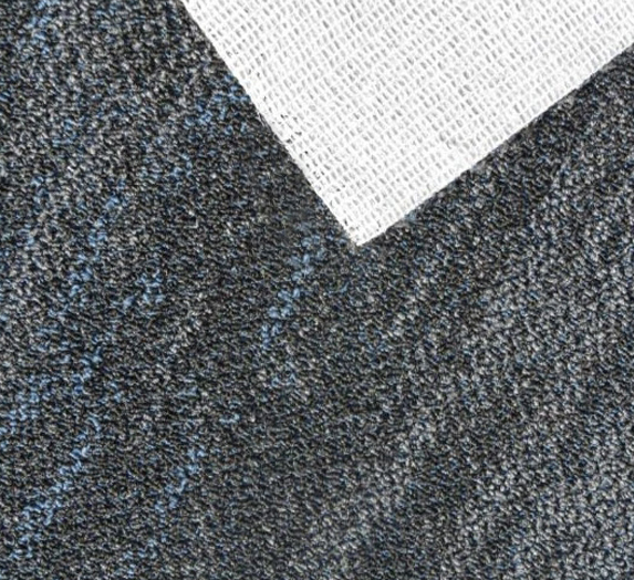 Wall to wall carpet